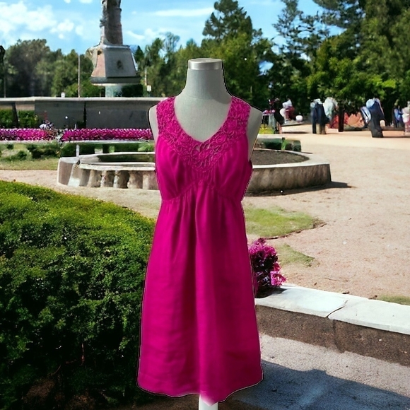 STUDIO M Burgundy Purple Women’s Sleeveless Floral Embroidered Linen Dress - Picture 2 of 7